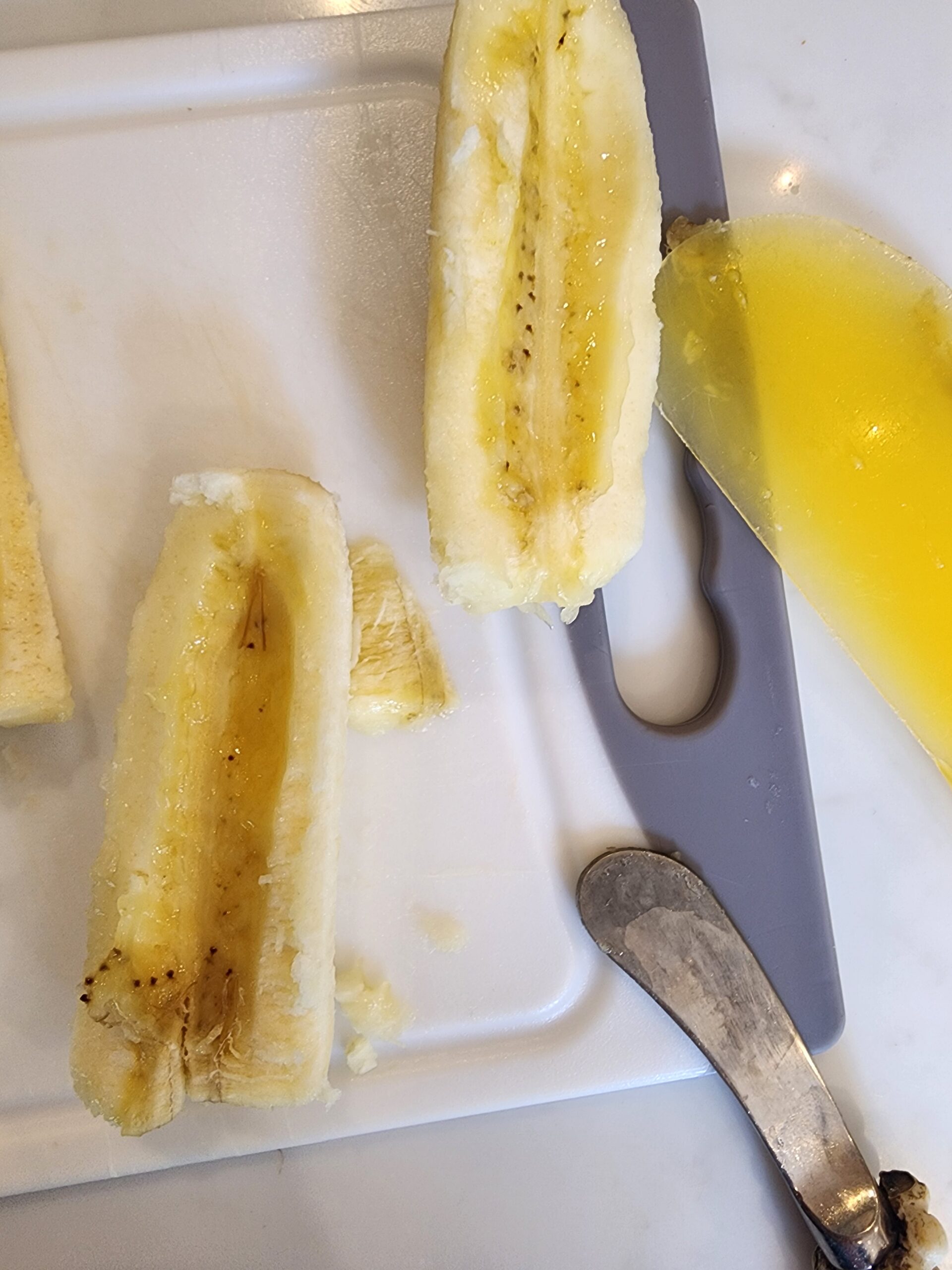 Chia Peanut Butter Banana Boat Recipe - Dr. Renee Korczak, Ph.D., RDN
